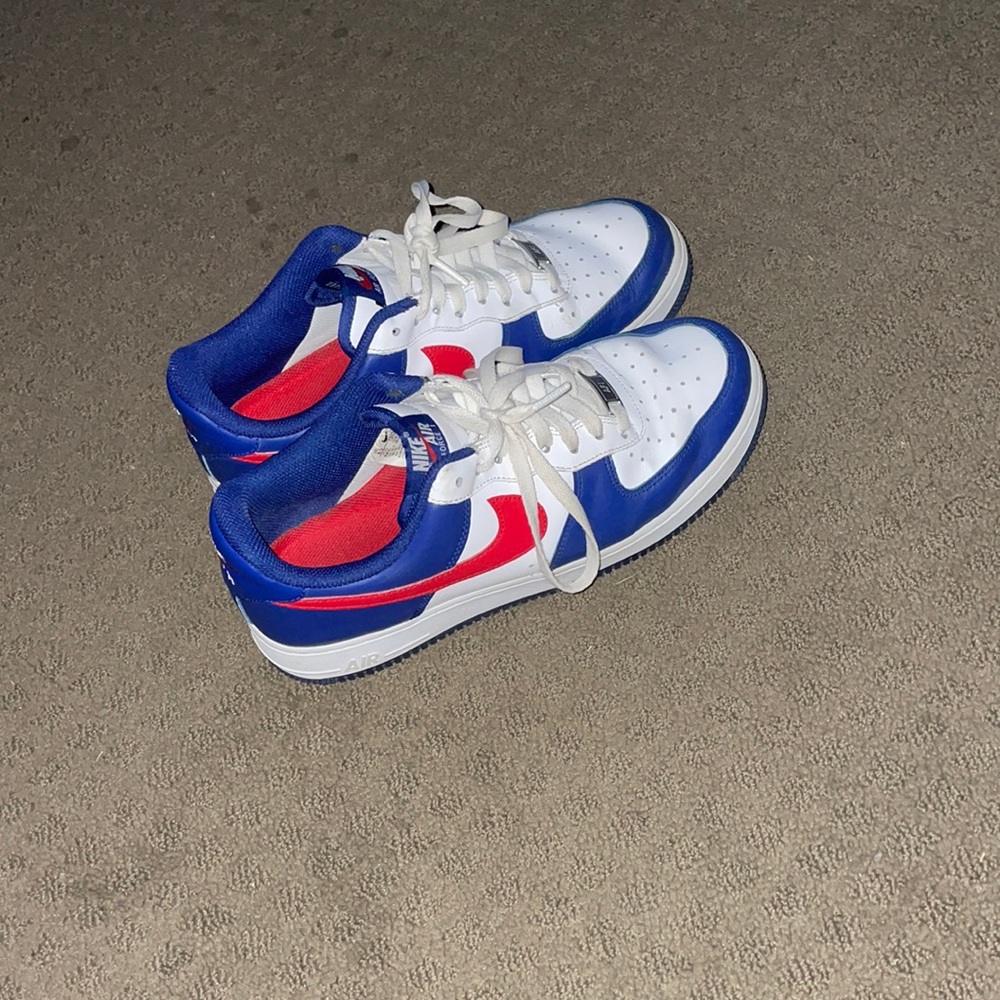 Men’s Nike Air Force 8.5 US